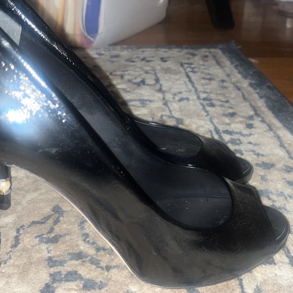 Chanel Peep 👀 toe - Picture 3 of 5